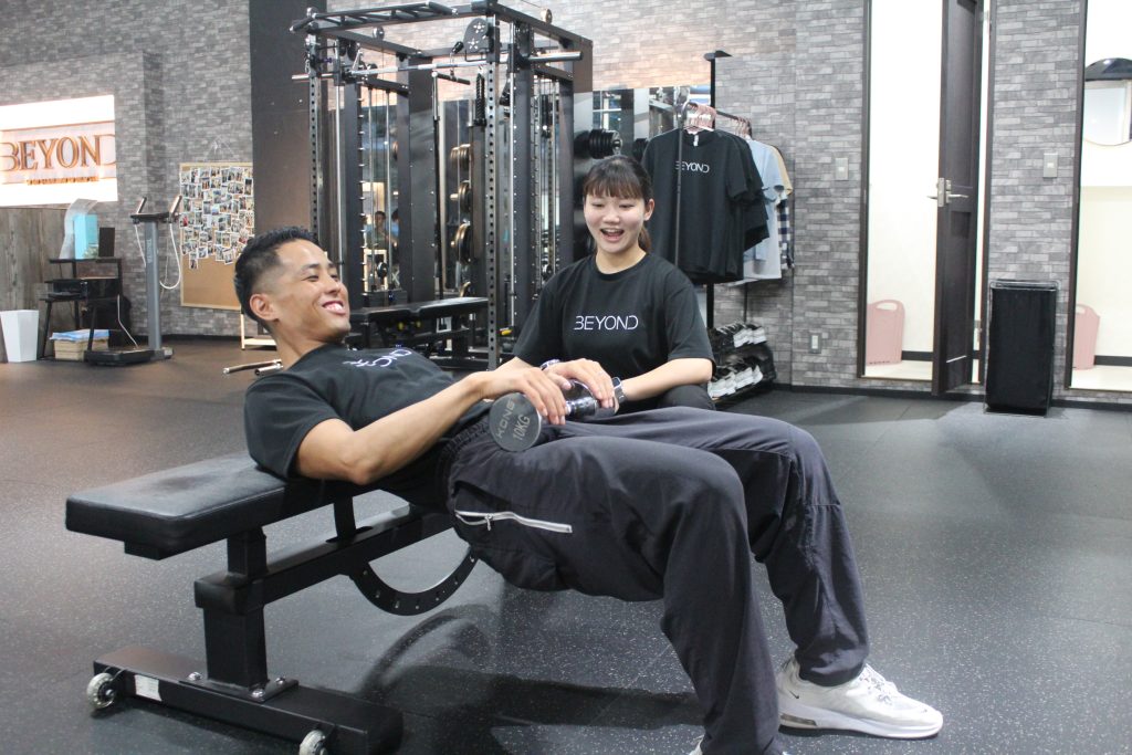 トレーナー2人の写真